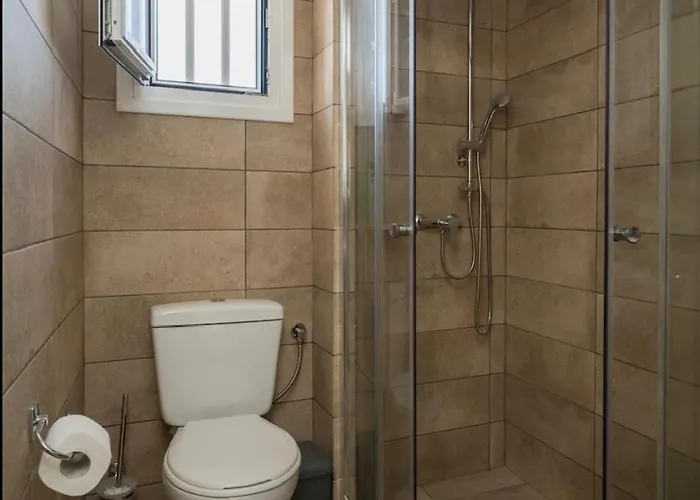 Oasis -- Upper House Neápolis